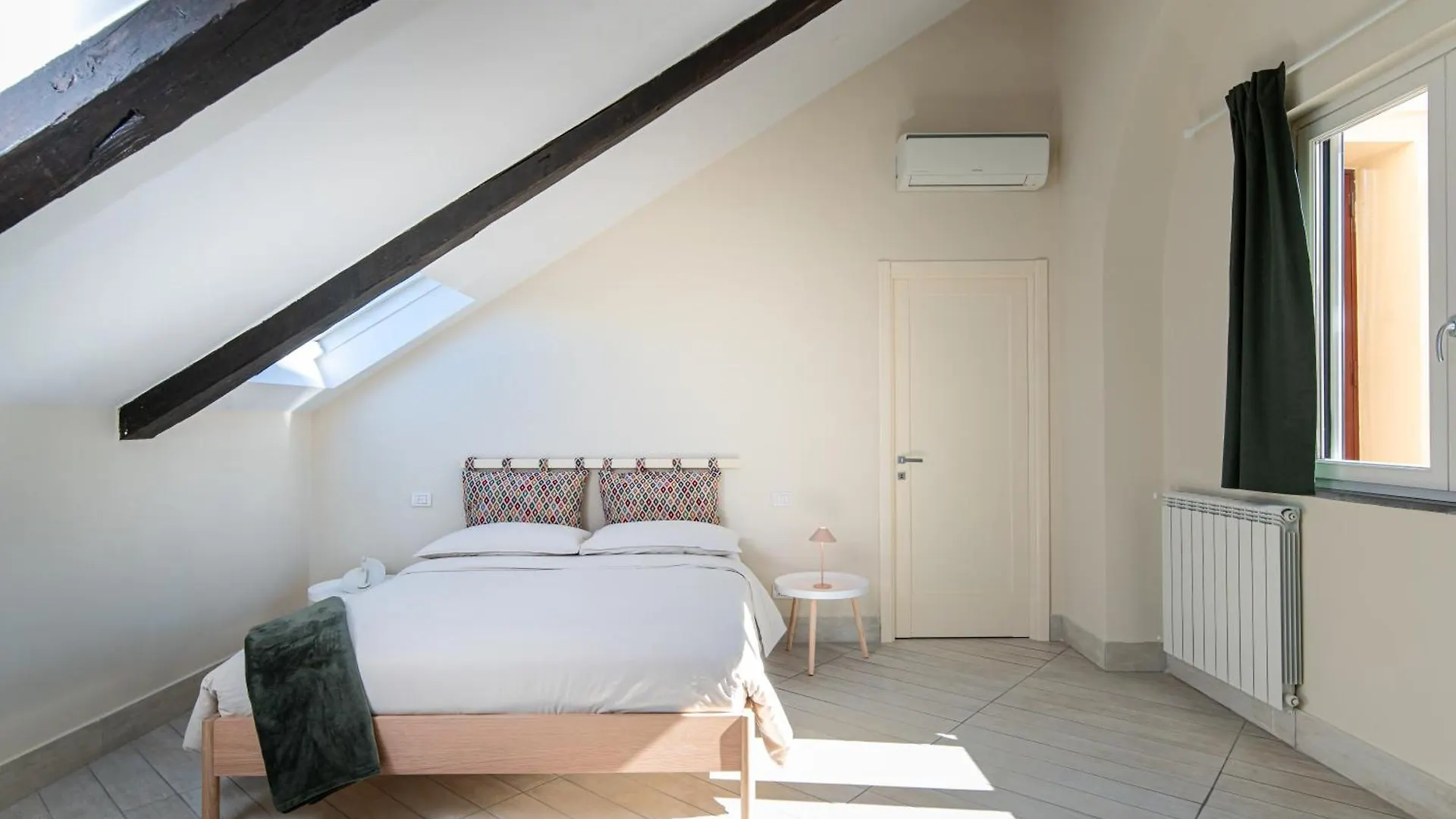 Les Maisons Napoli Apartment