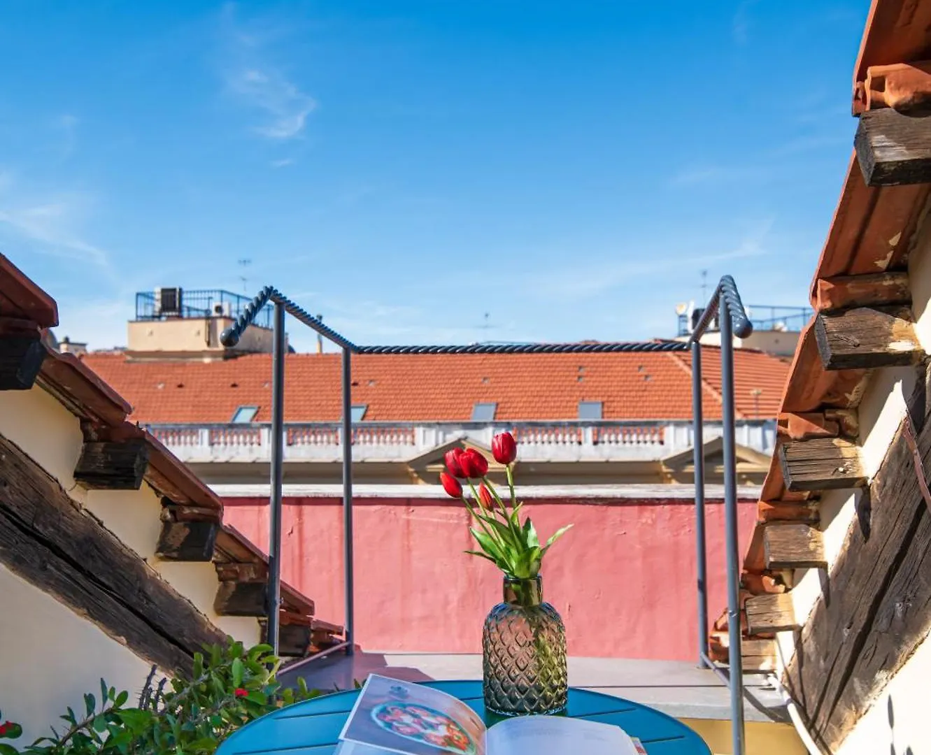Apartment Les Maisons Napoli Italy