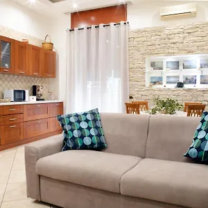  Apartment Lazzarella House