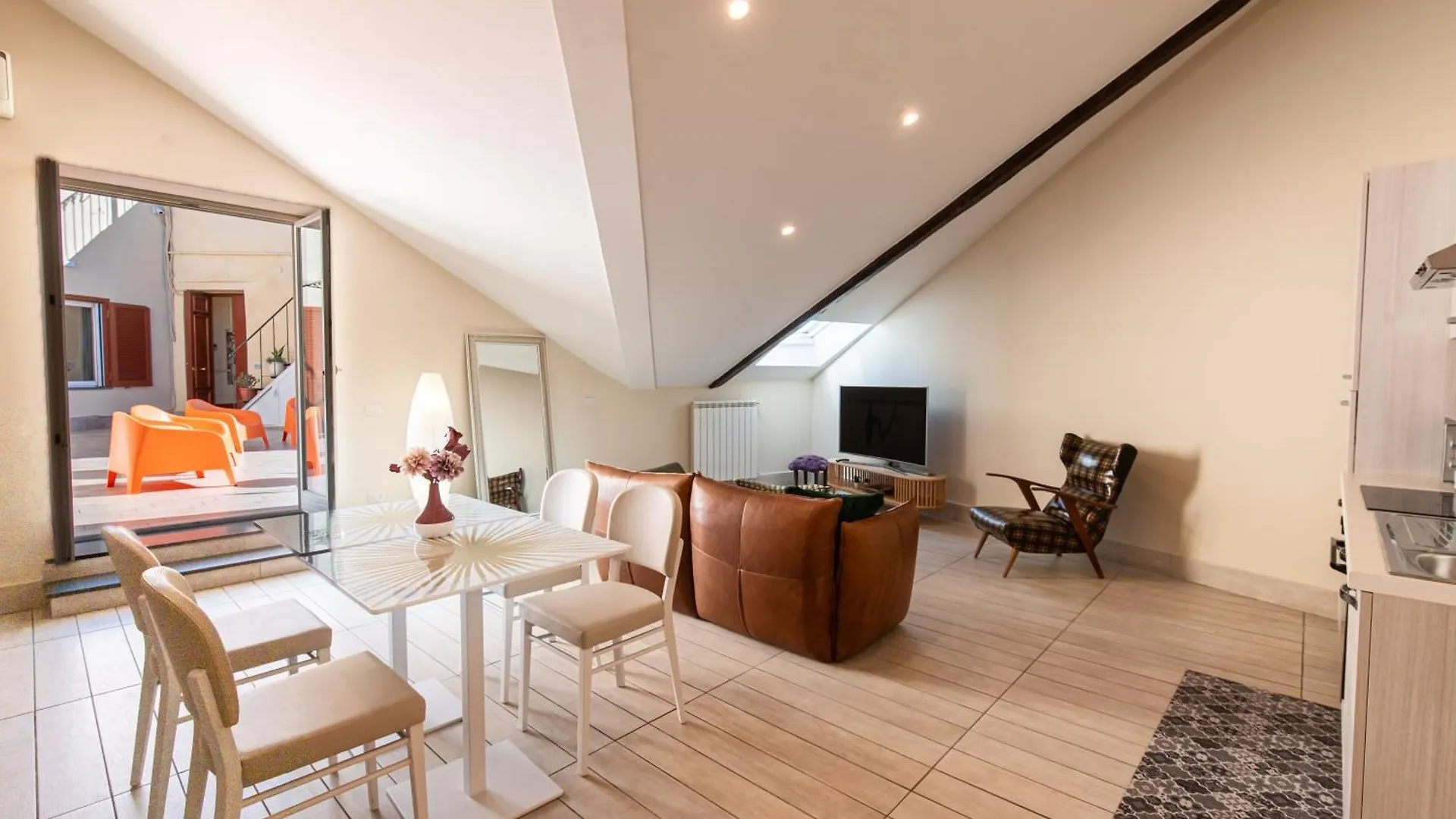 Les Maisons Napoli Apartment