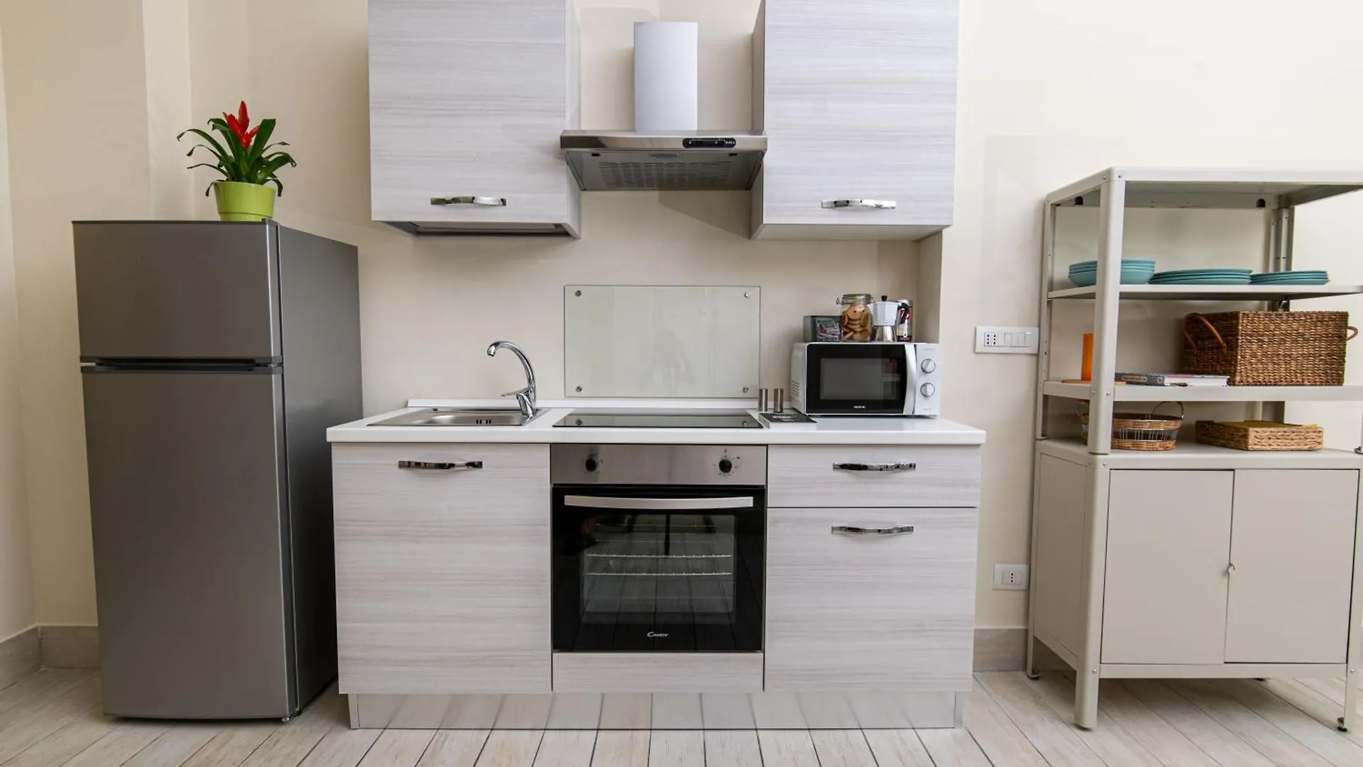 Les Maisons Napoli 0*, Naples